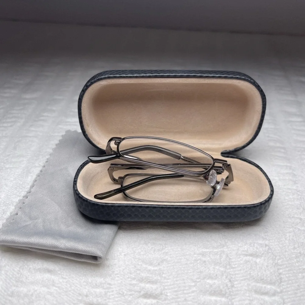 EuroReader Travel Folding Reading Glasses +2.00 with case and lens towel